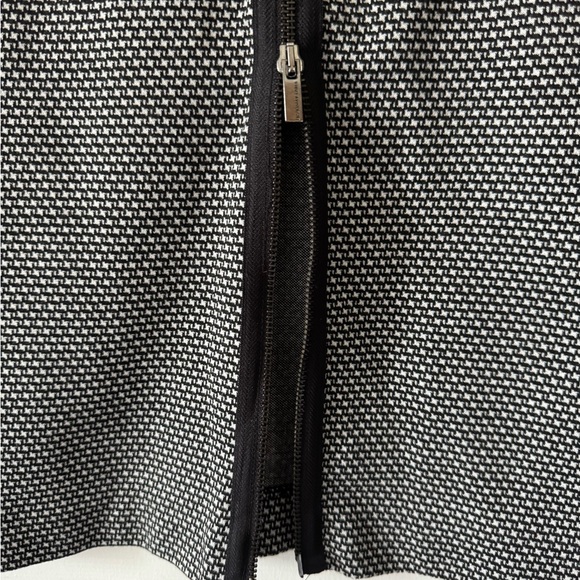 BCBG Max Azria, S, Black/White Skirt, decorative Black Elastic Waistband, NWOT - Picture 13 of 15